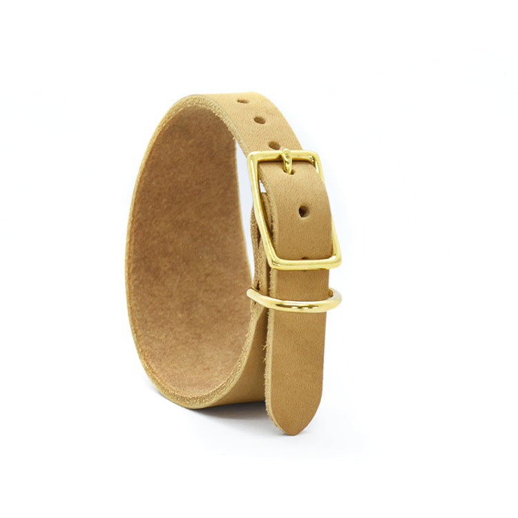 CLASSIC WIDE Fettleder Windhundhalsband | Maßgefertigt & robust